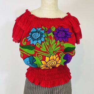 Vintage Mexican Chiquita Smocked Embroidered Short Sleeve Top Small Womens